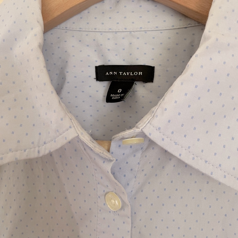 Ann Taylor Blue Pattern Button Up 0 - image 3